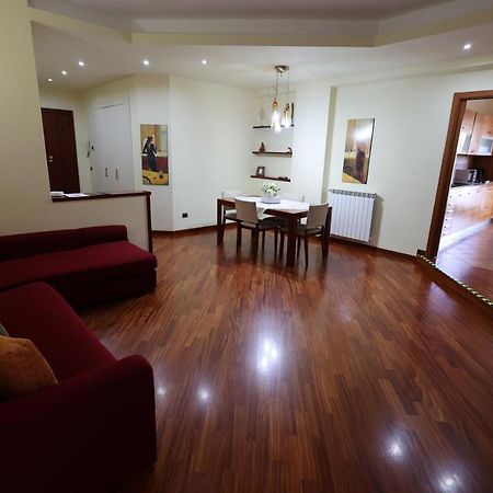 Casa Diocleziano Apartment Napoli Bagian luar foto