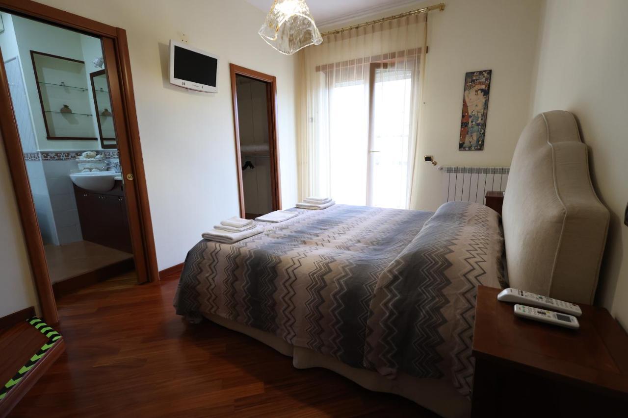 Casa Diocleziano Apartment Napoli Bagian luar foto