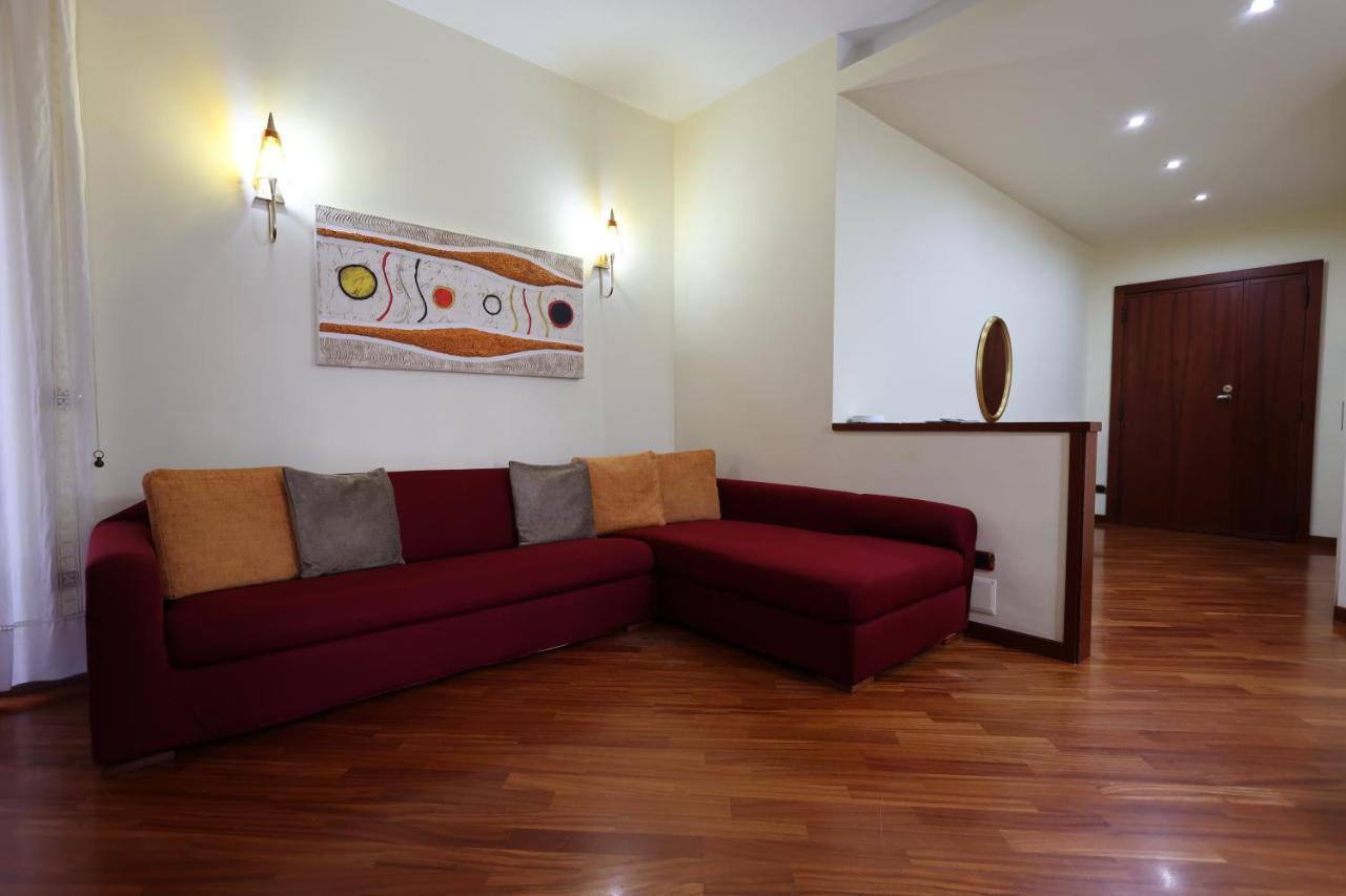 Casa Diocleziano Apartment Napoli Bagian luar foto