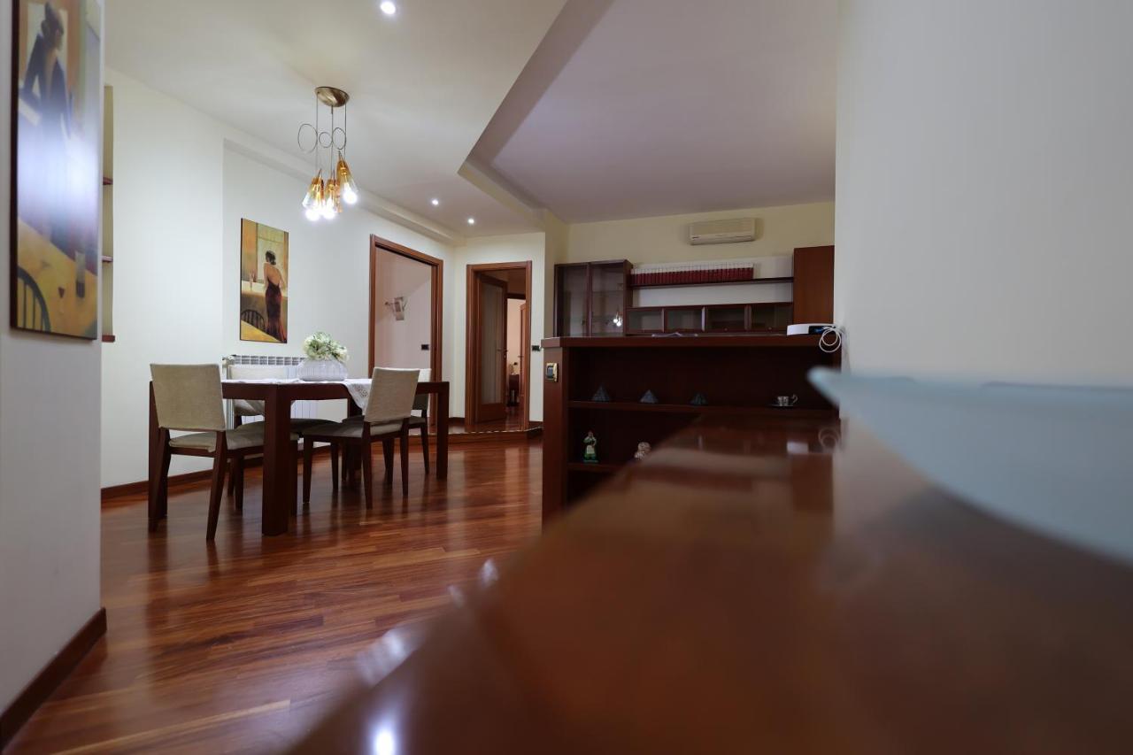 Casa Diocleziano Apartment Napoli Bagian luar foto