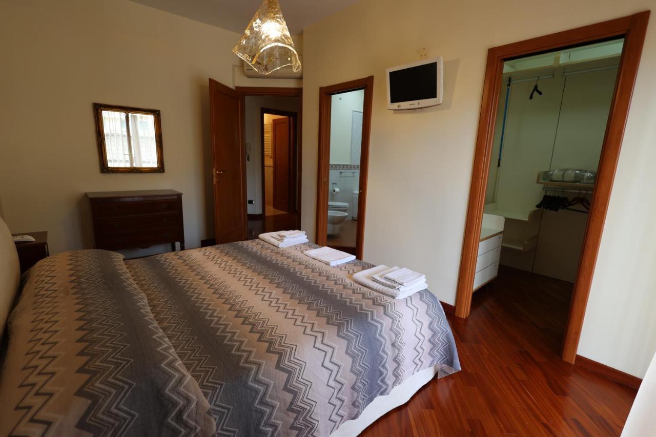Casa Diocleziano Apartment Napoli Bagian luar foto