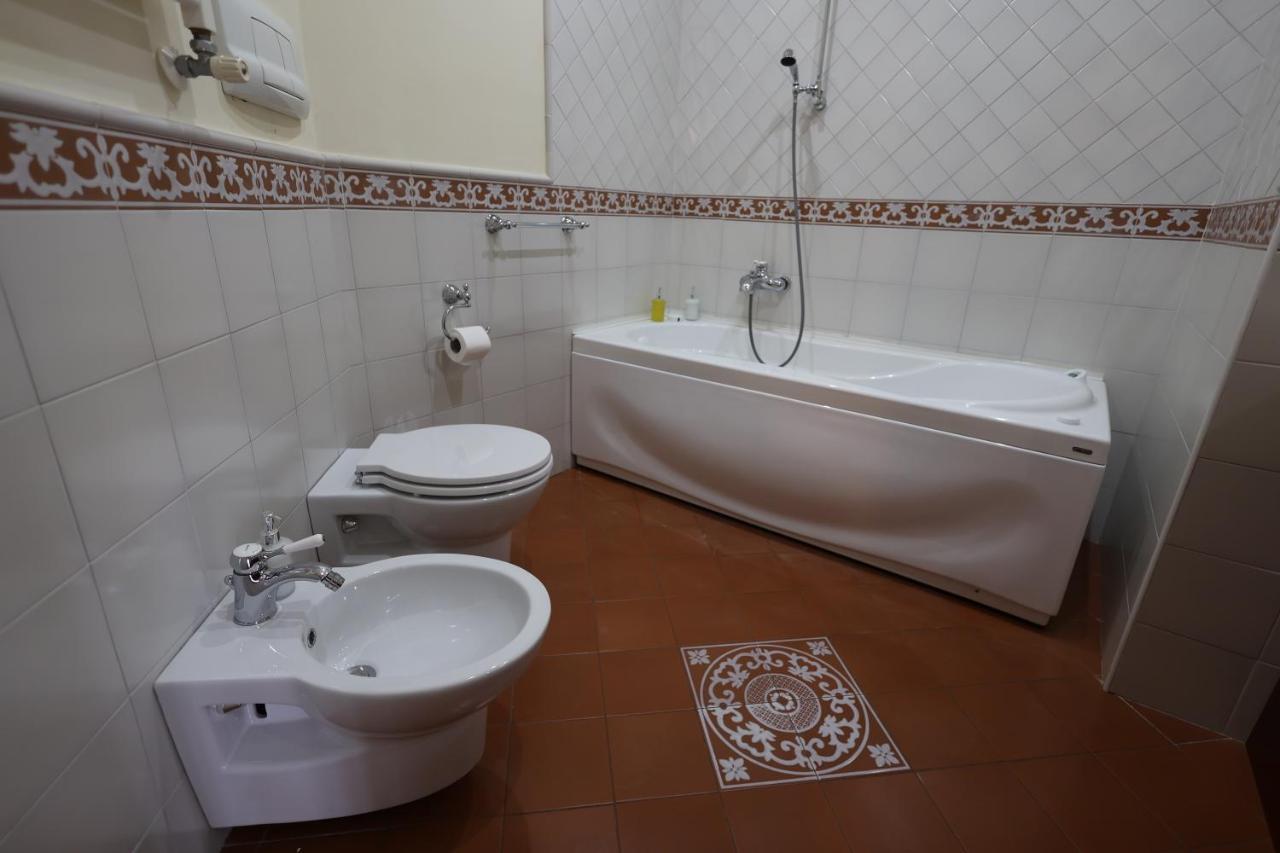 Casa Diocleziano Apartment Napoli Bagian luar foto