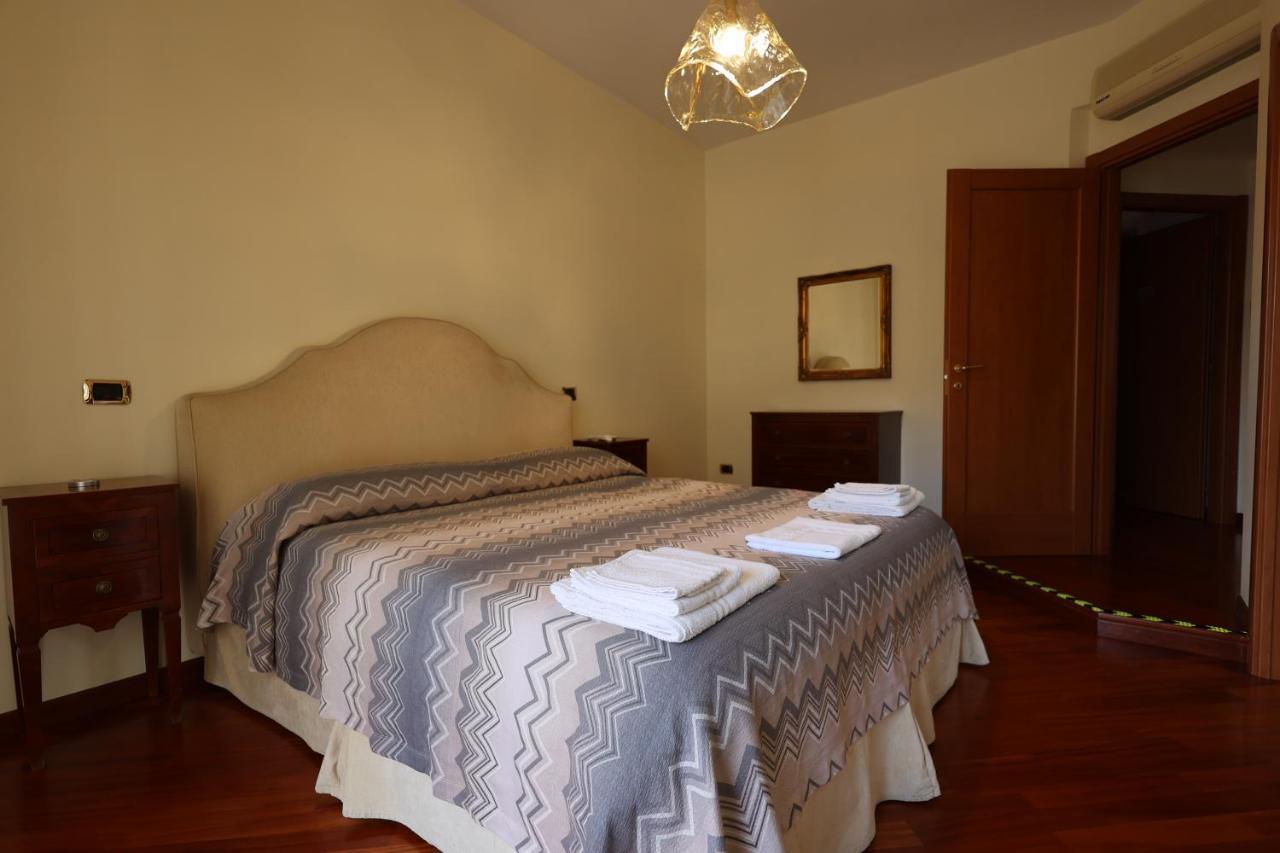 Casa Diocleziano Apartment Napoli Bagian luar foto