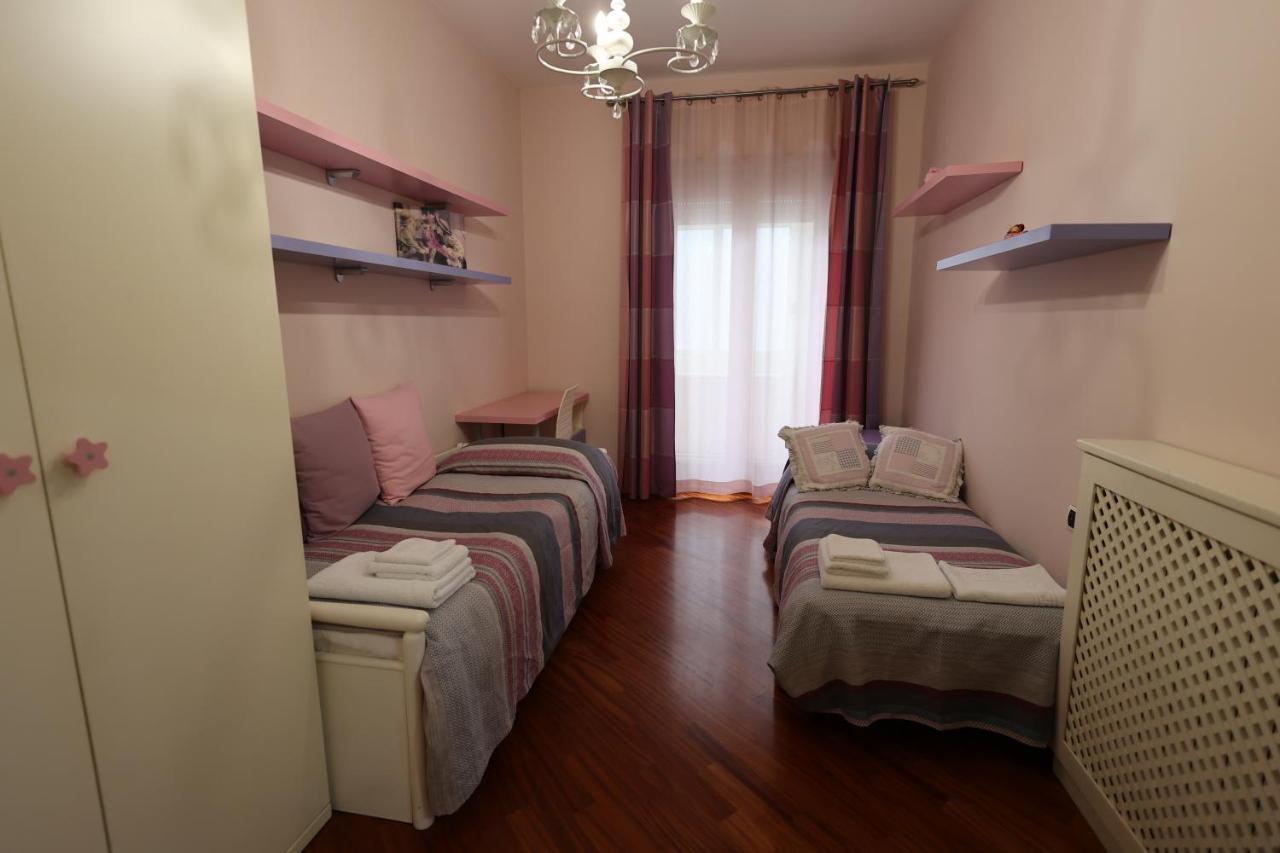Casa Diocleziano Apartment Napoli Bagian luar foto