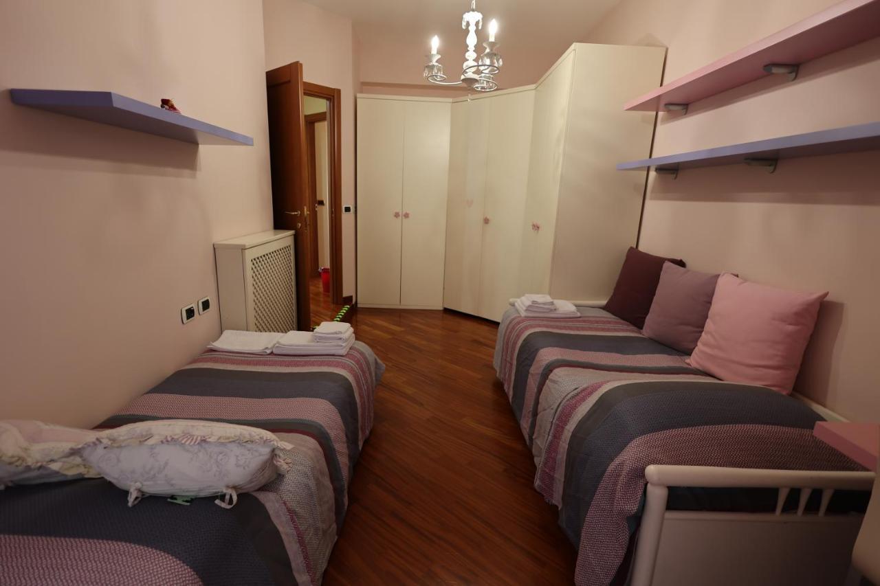 Casa Diocleziano Apartment Napoli Bagian luar foto